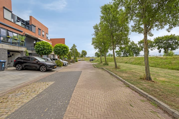 Foto 31 van Duizendbladstraat 25