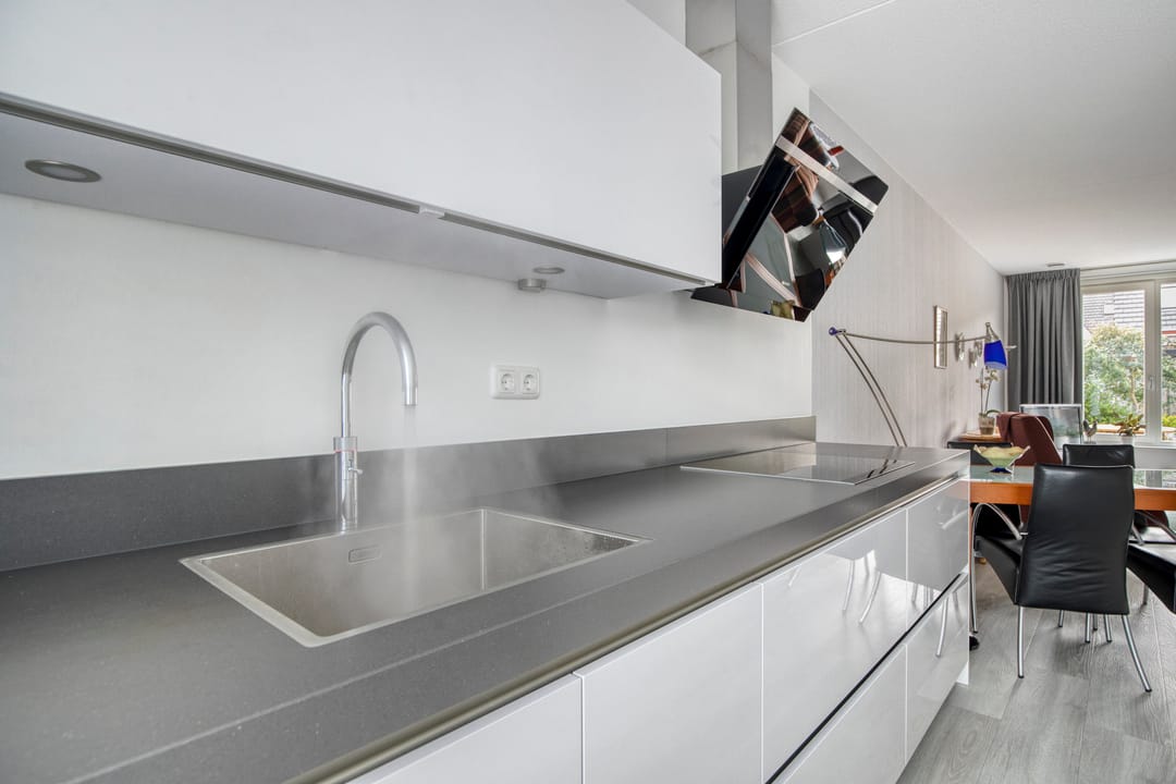 Photo 13 of Waterhoen 5