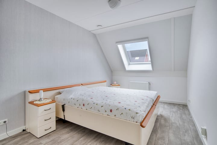 Foto 18 van Waterhoen 5