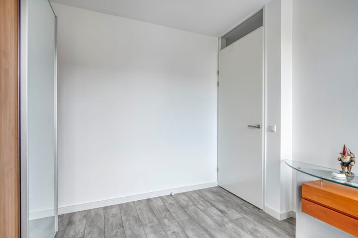 Foto 24 van Waterhoen 5