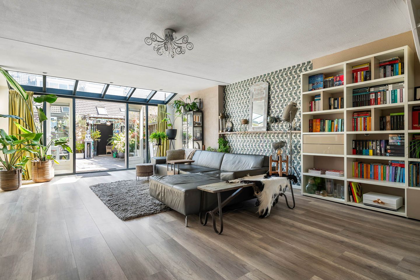 Foto 1 van Vromaadweg 57