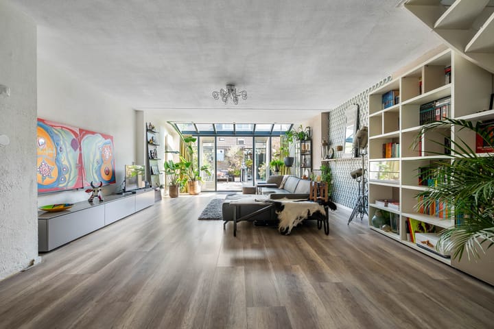 Foto 8 van Vromaadweg 57