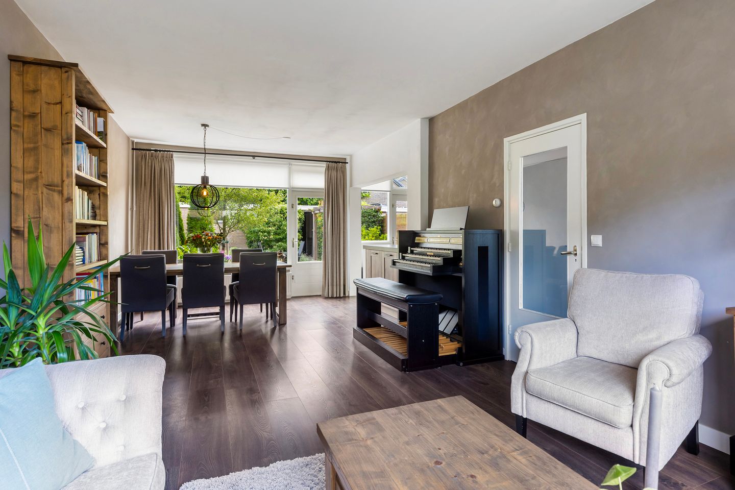 Photo 5 of Figarostraat 43