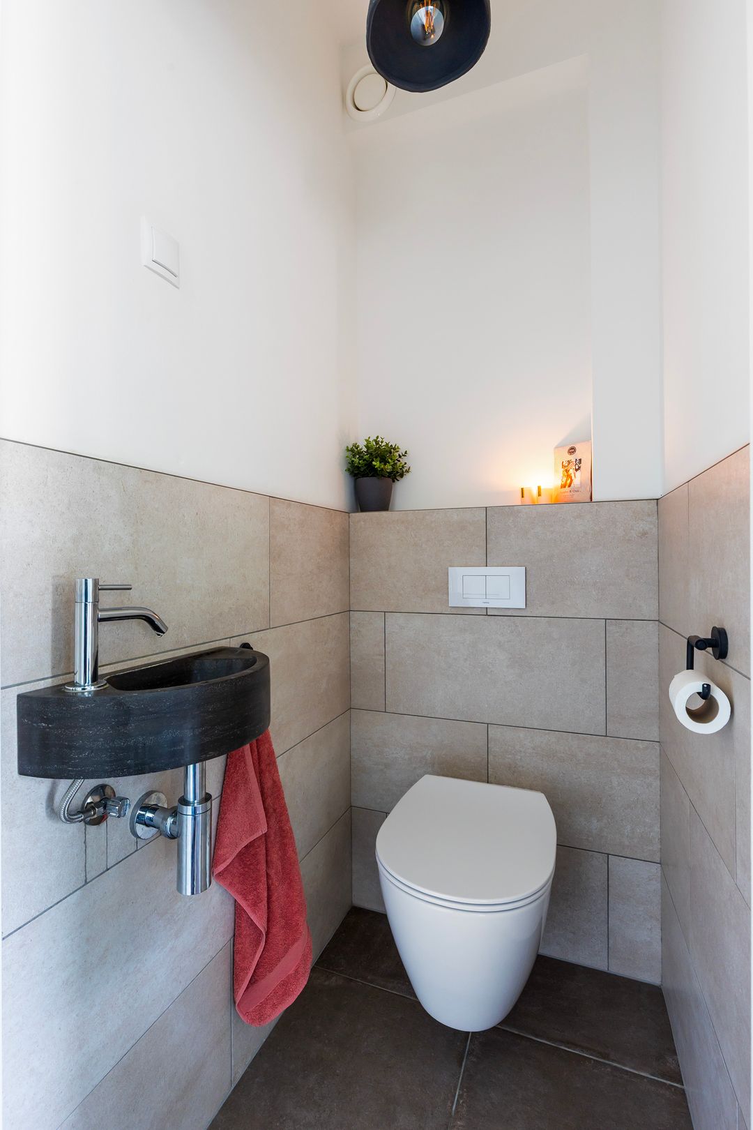 Photo 13 of Figarostraat 43