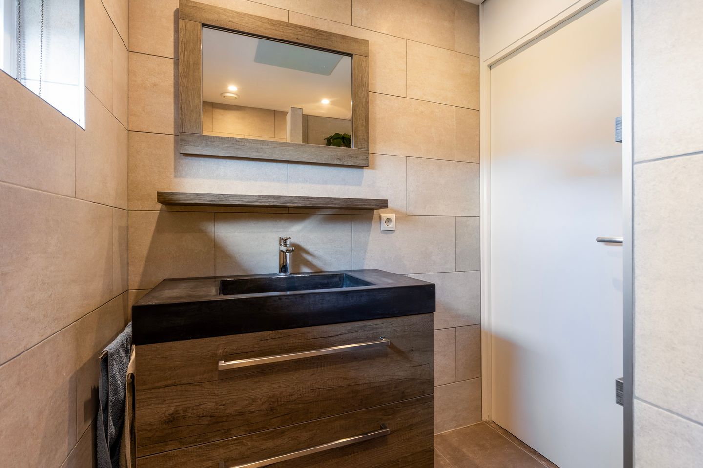 Photo 19 of Figarostraat 43