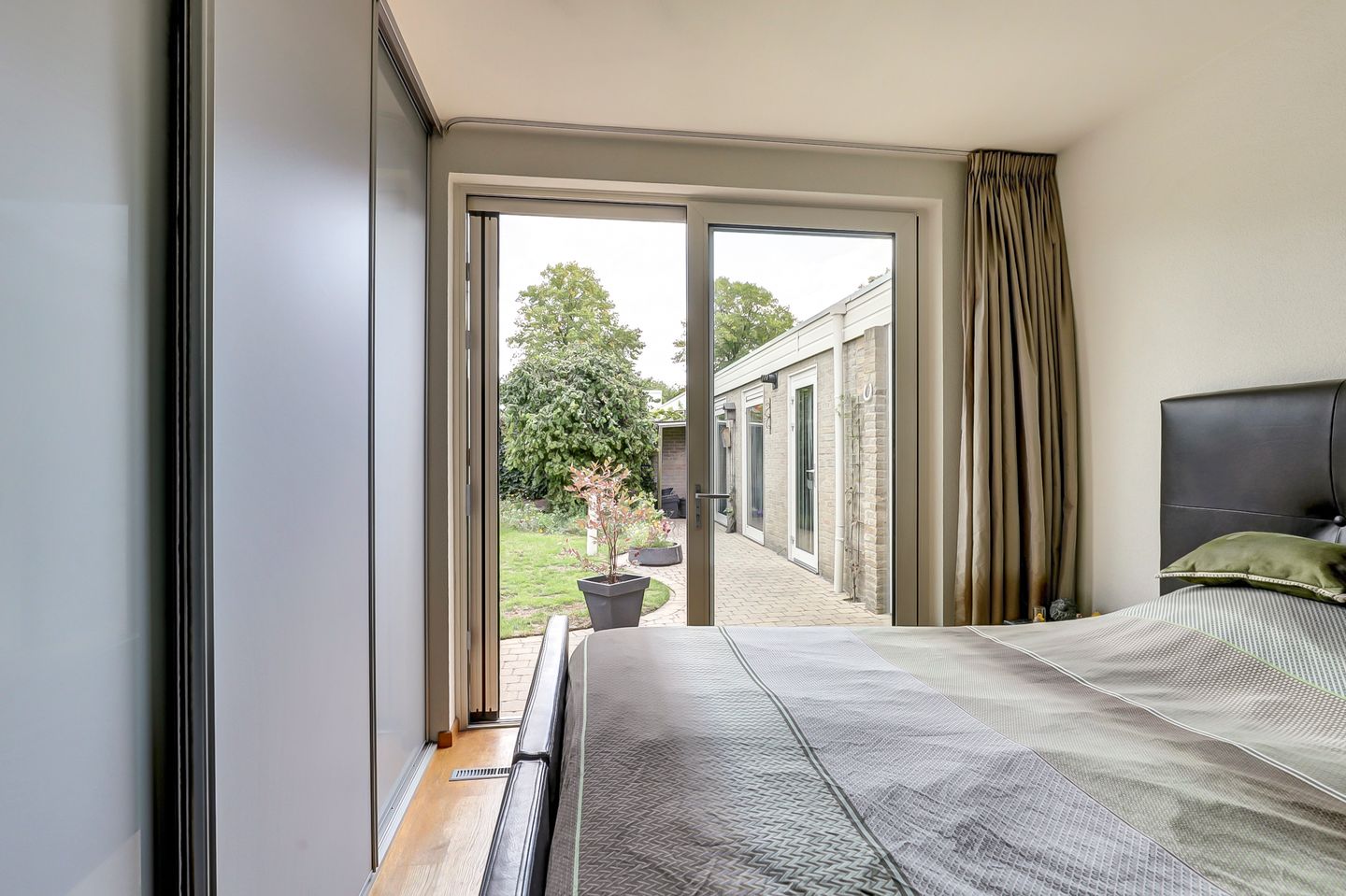 Foto 19 van Willem-Alexanderpark 27