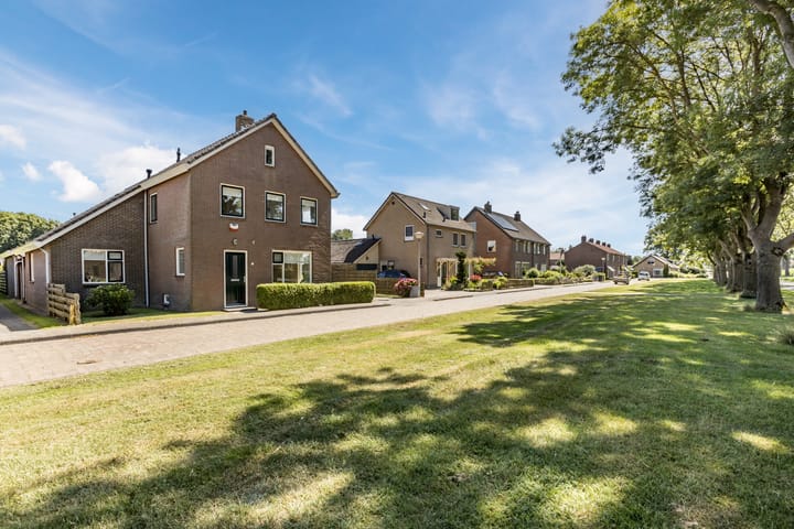 Photo 5 of Scheerwolderweg 24