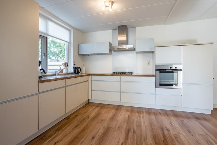 Photo 9 of Scheerwolderweg 24