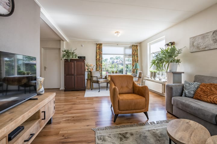 Photo 16 of Scheerwolderweg 24