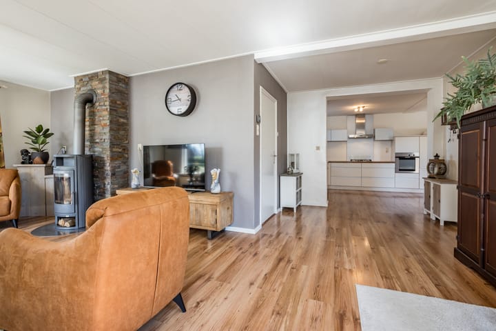 Photo 17 of Scheerwolderweg 24