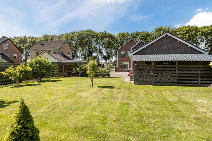 Photo 52 of Scheerwolderweg 24