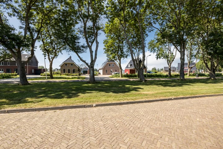 Photo 61 of Scheerwolderweg 24