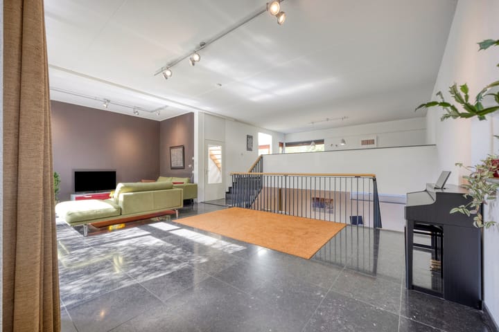 Photo 11 of Venusstraat 2