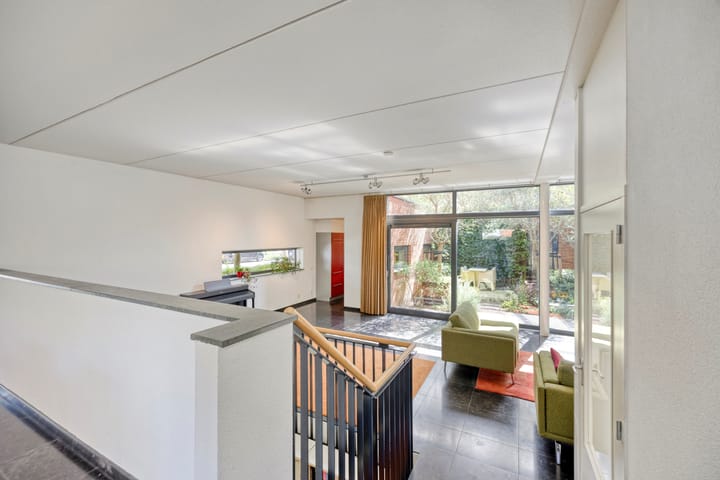 Photo 24 of Venusstraat 2