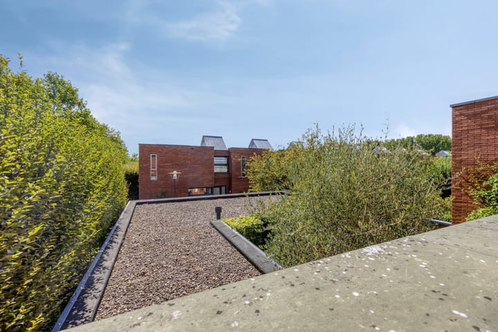 Photo 48 of Venusstraat 2