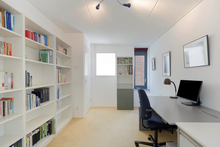 Photo 54 of Venusstraat 2