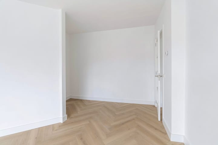 Foto 4 van Veluweplein 48