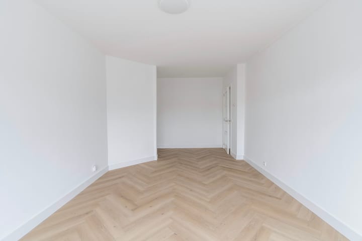 Foto 5 van Veluweplein 48