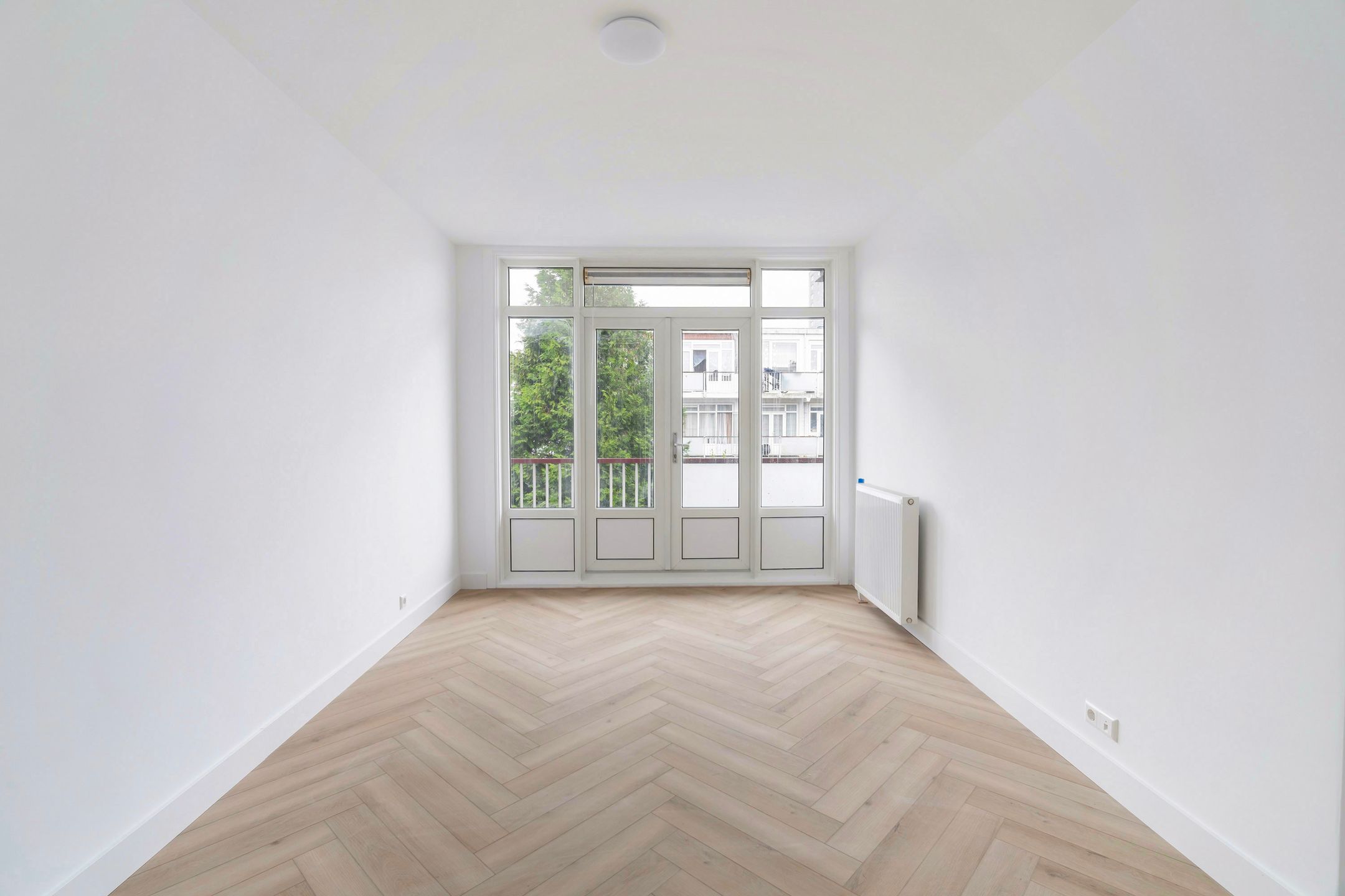 Foto 15 van Veluweplein 48