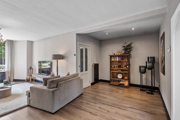 Foto 12 van Middenstraat 57