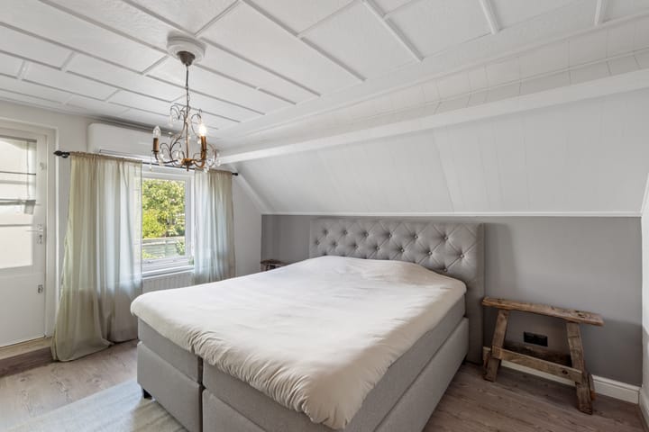 Foto 30 van Middenstraat 57