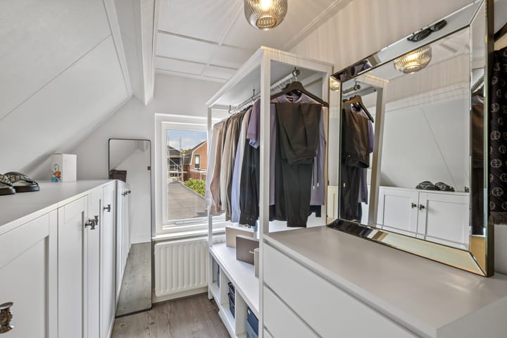 Foto 34 van Middenstraat 57