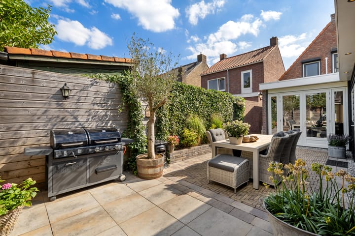 Foto 41 van Middenstraat 57