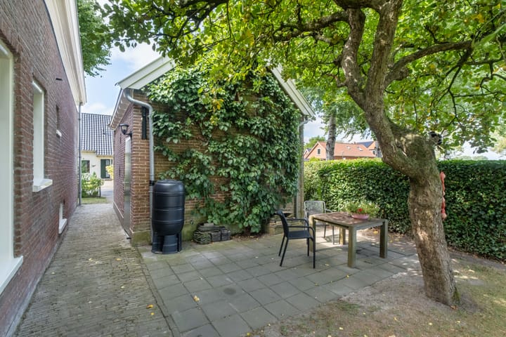 Foto 65 van De Buorren 10