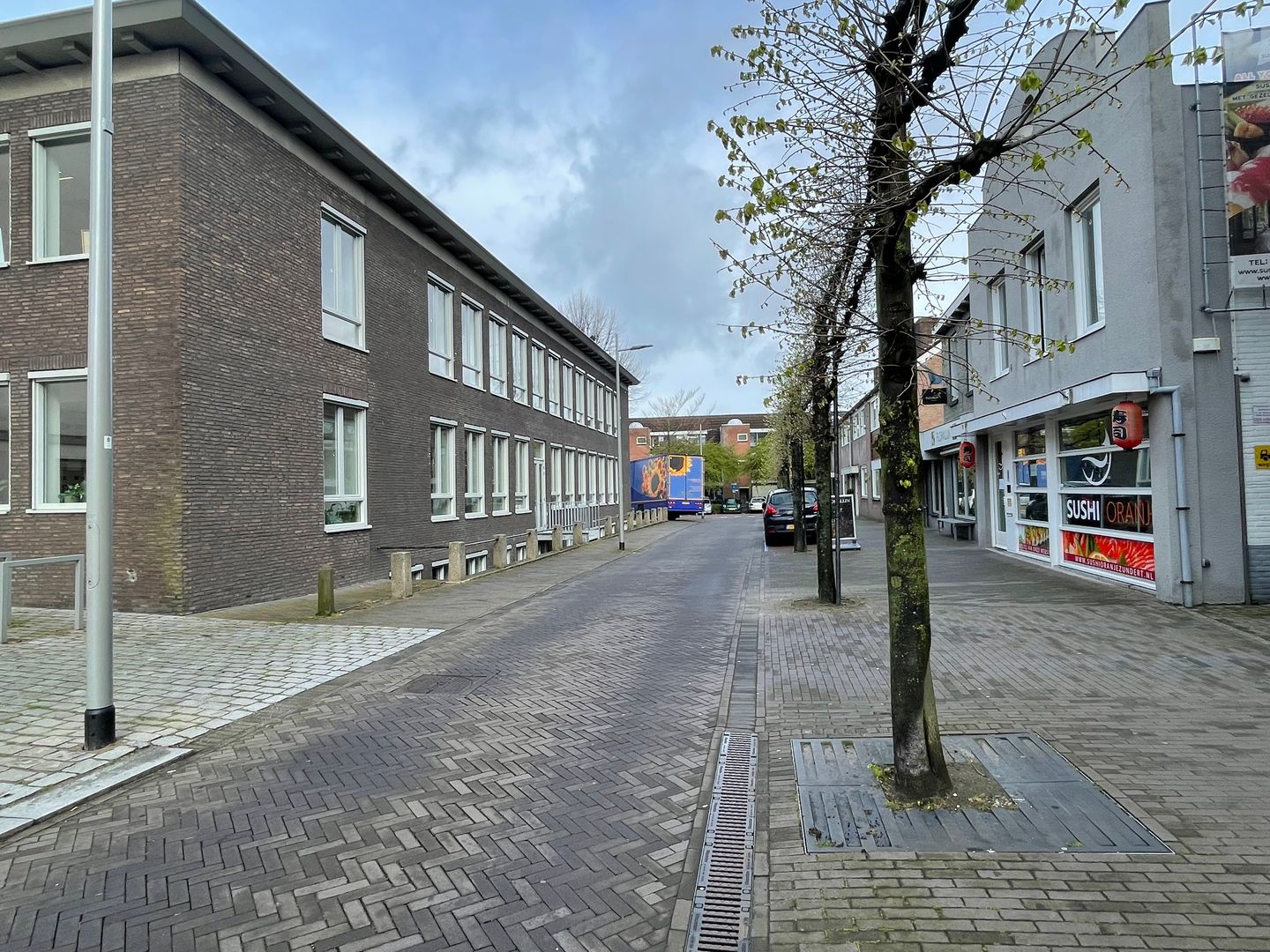 View photo 3 of Markt 14