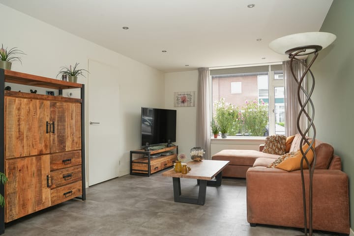 Foto 8 van Proosdijstraat 8