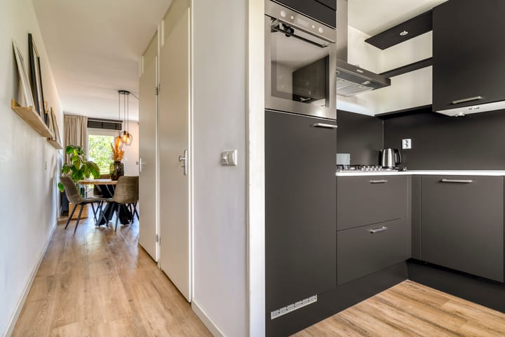 Photo 16 of Johan Jongkindstraat 226