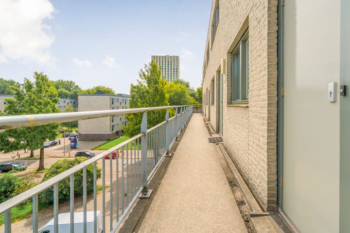 Photo 32 of Johan Jongkindstraat 226