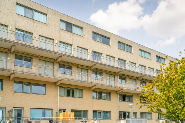 Photo 41 of Johan Jongkindstraat 226