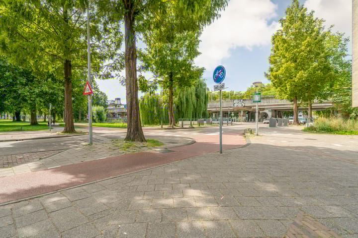 Photo 37 of Johan Jongkindstraat 226