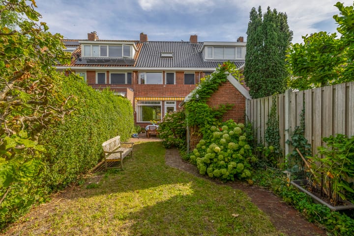 Foto 38 van Veldhorststraat 12