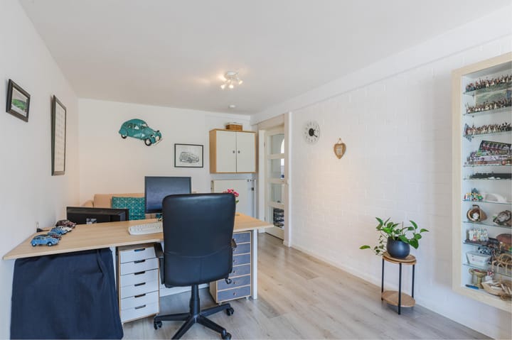 Photo 24 of Langenakker 39