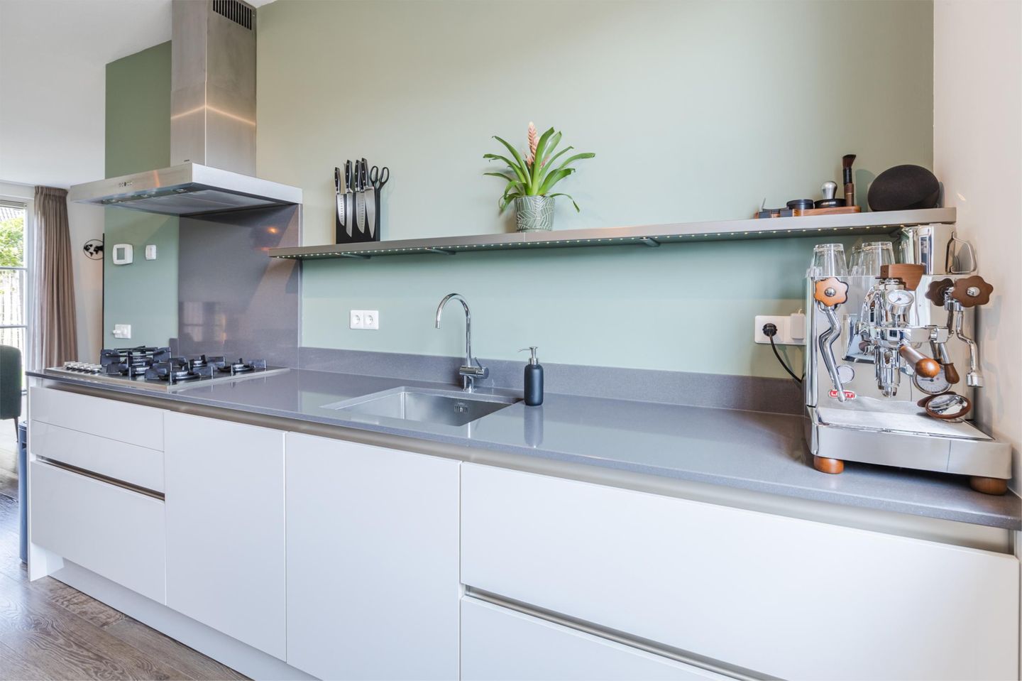 Foto 20 van Frederik Hendrik wal 77