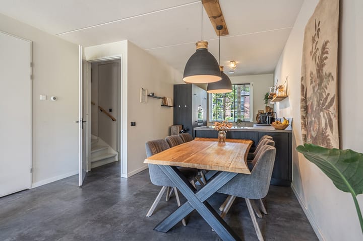 Photo 12 of Dingspelstraat 6