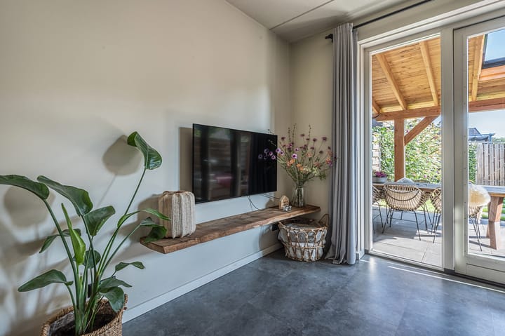 Photo 13 of Dingspelstraat 6