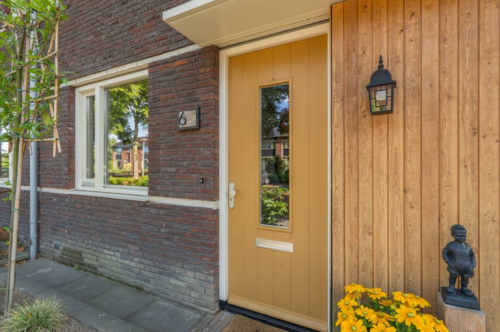 Photo 8 of Dingspelstraat 6