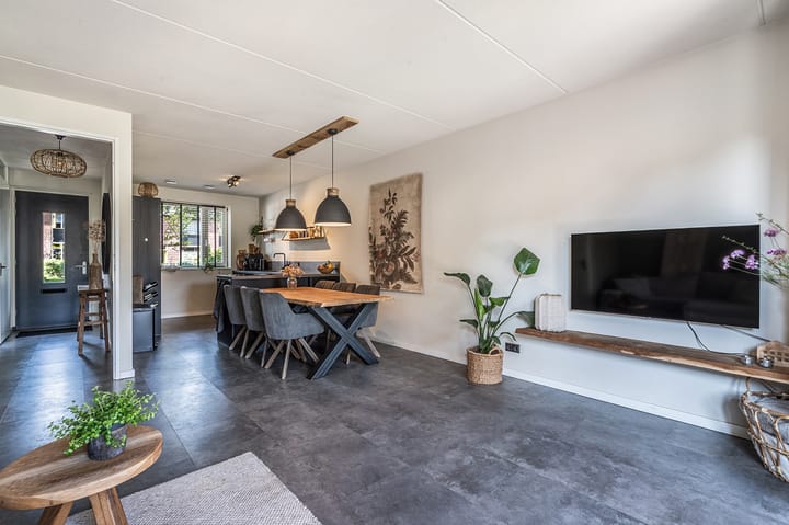 Photo 17 of Dingspelstraat 6