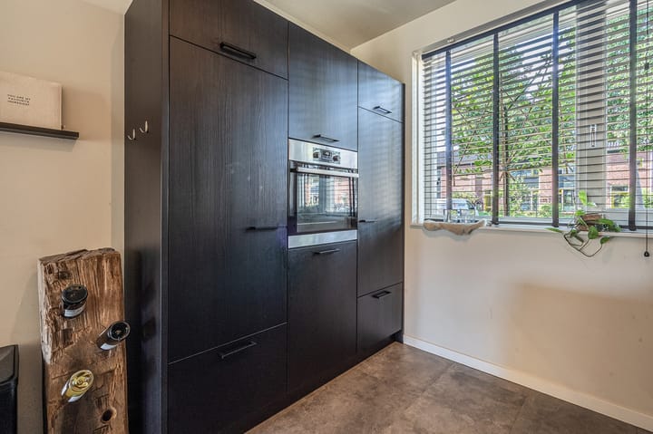 Photo 19 of Dingspelstraat 6