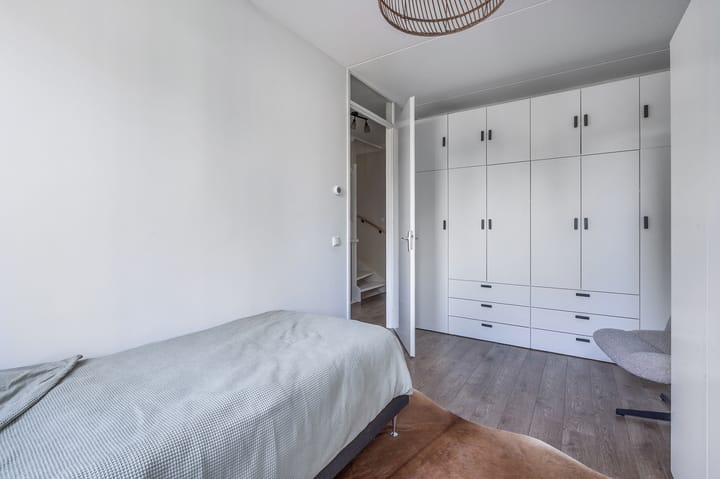 Photo 31 of Dingspelstraat 6