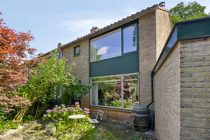 Foto 2 van Antonie van Leeuwenhoeklaan 15