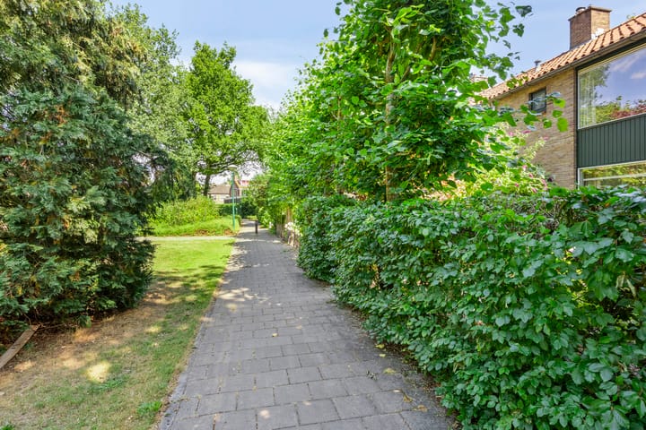 Foto 3 van Antonie van Leeuwenhoeklaan 15