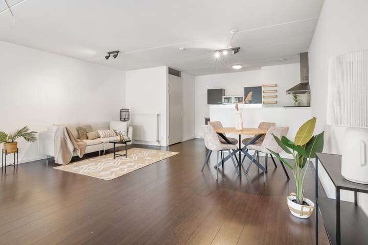 Photo 2 of Louis Couperusstraat 8