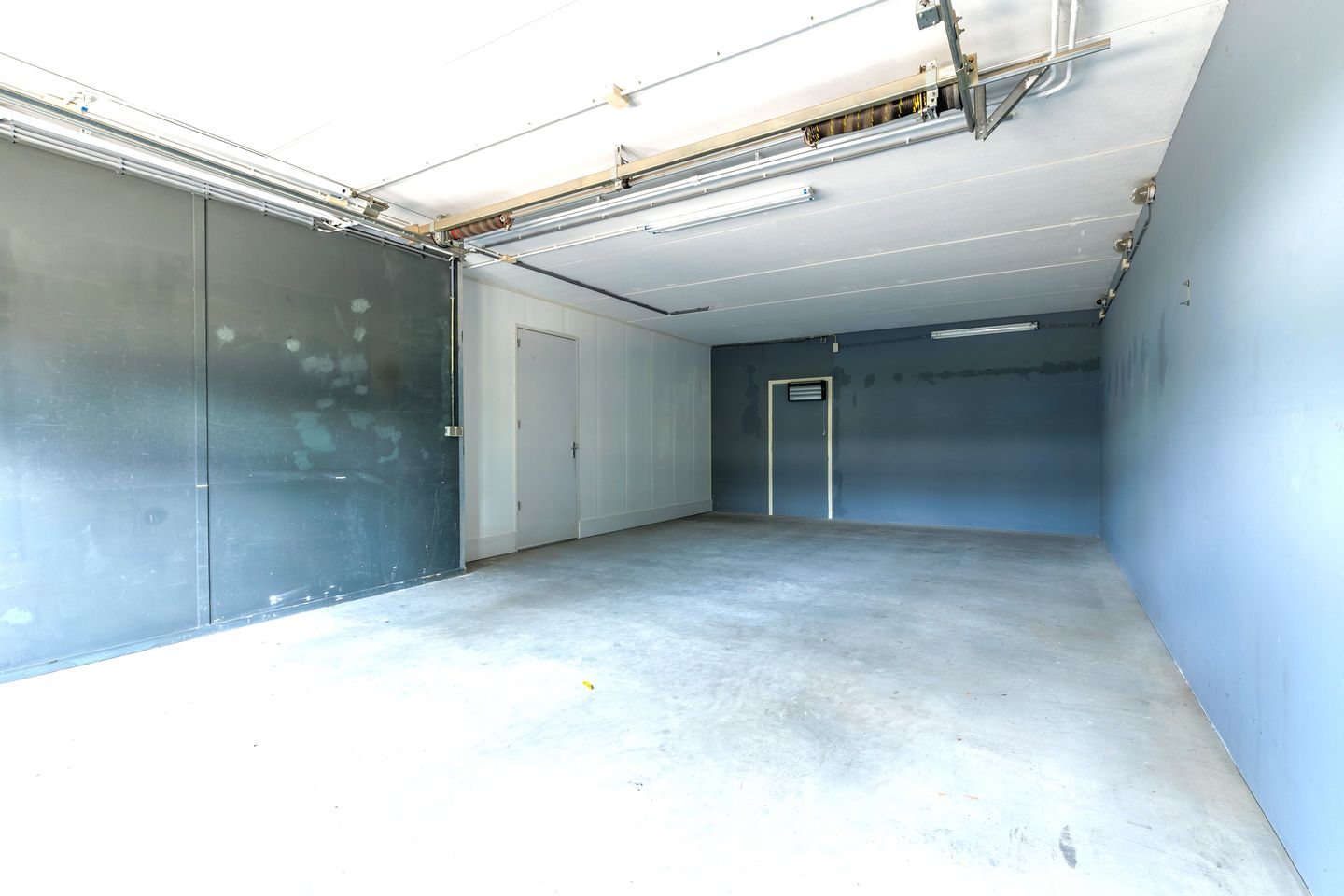 View photo 4 of Watermanstraat 72