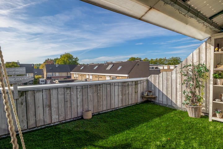 Foto 18 van Leliestraat 49