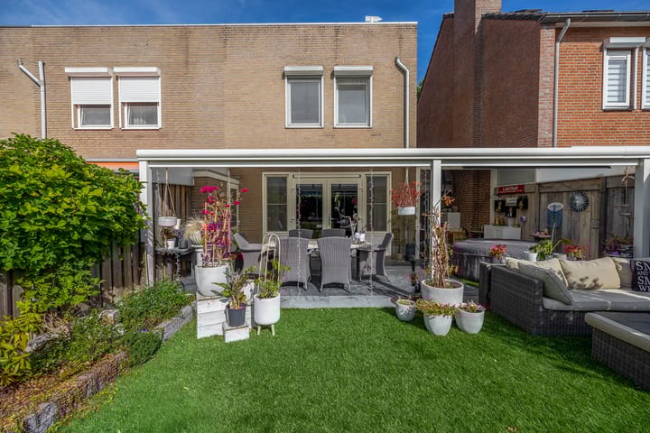 Foto 20 van Leliestraat 49