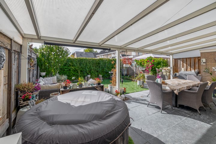 Foto 21 van Leliestraat 49